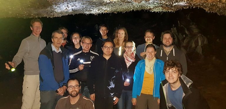 Lehrstuhlausflug: 9-Höhlenwanderung bei Neukirchen